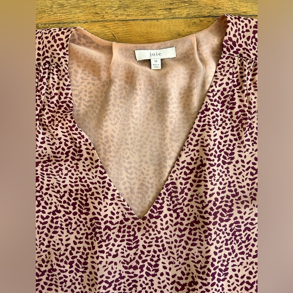 JOIE Bolona 100% Silk Puff-Sleeve Blouse in Tan and maroon - Picture 12 of 15